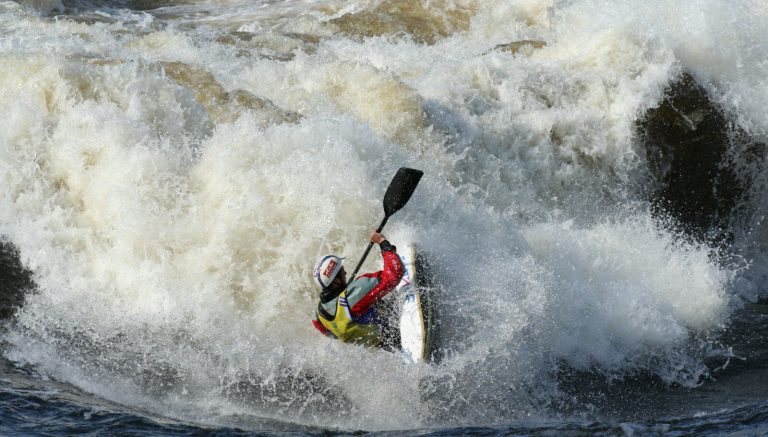 Kayak freestyle : l’incroyable parcours d’Alexandre Besseau