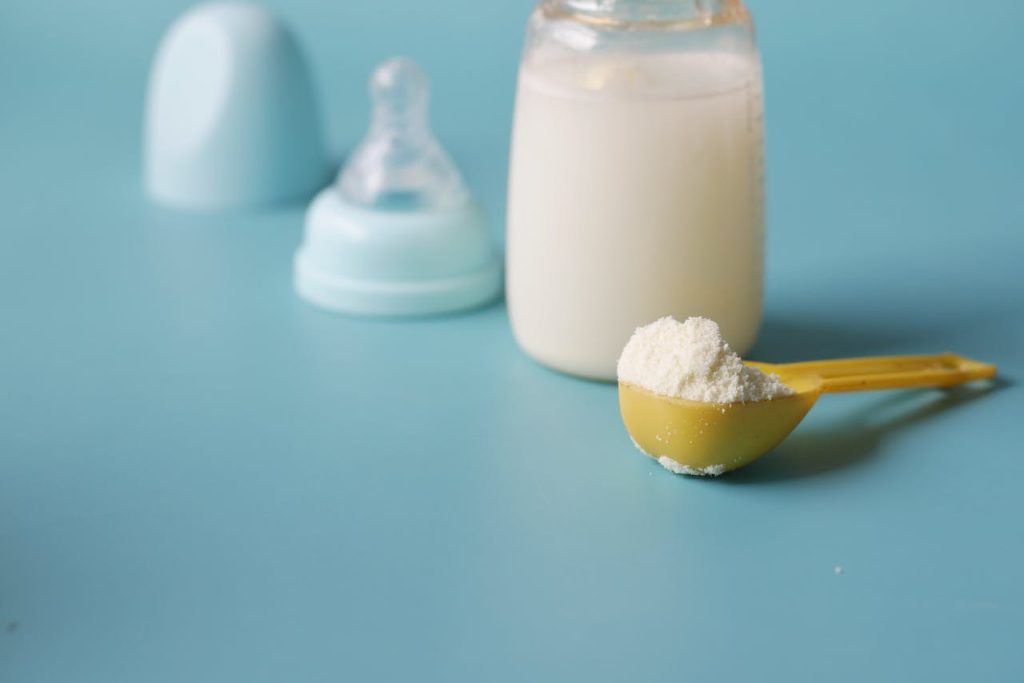 Mort d’un nourrisson à Angers : la piste du lait contaminé écartée