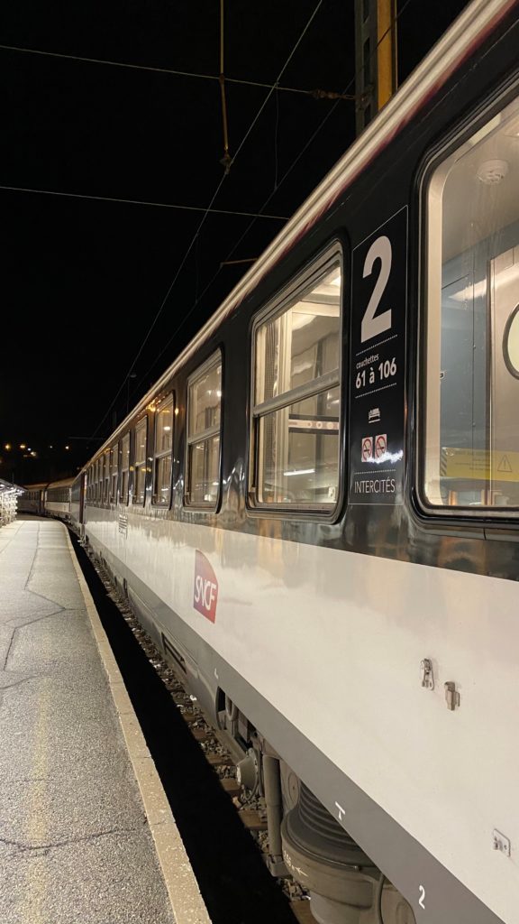 Train de nuit Paris-Briançon © OT Serre Chevalier