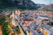 CITE VAUBAN ECLAIREE - SERRE CHEVALIER BRIANCON ©Thibault Poinas