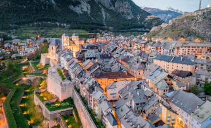 CITE VAUBAN ECLAIREE - SERRE CHEVALIER BRIANCON ©Thibault Poinas