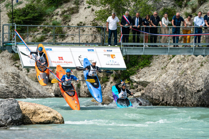 Kayak L’Argentière-la-Bessée ©Rogier VAN RIJN Kayak L'Argentière-la-Bessée ©Rogier VAN RIJN