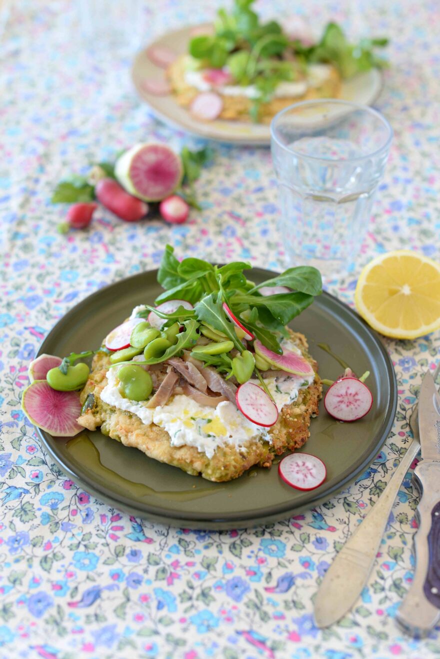 Galettes printanières multi-choix aux légumes, fromage frais et poisson fumé Galettes printanières multi-choix aux légumes, fromage frais et poisson fumé