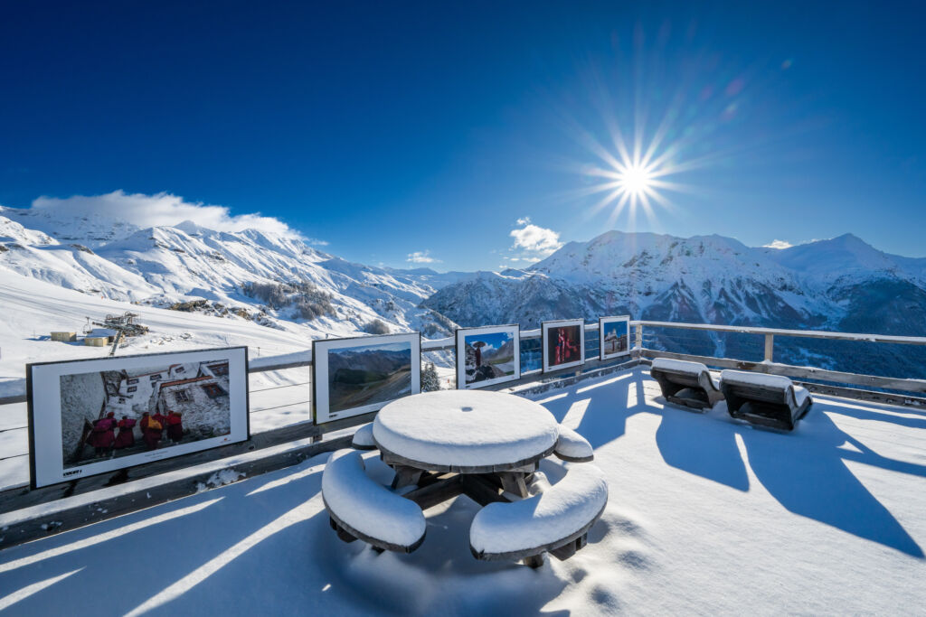 Expo photo sur les pistes Orcières ©Gilles Baron