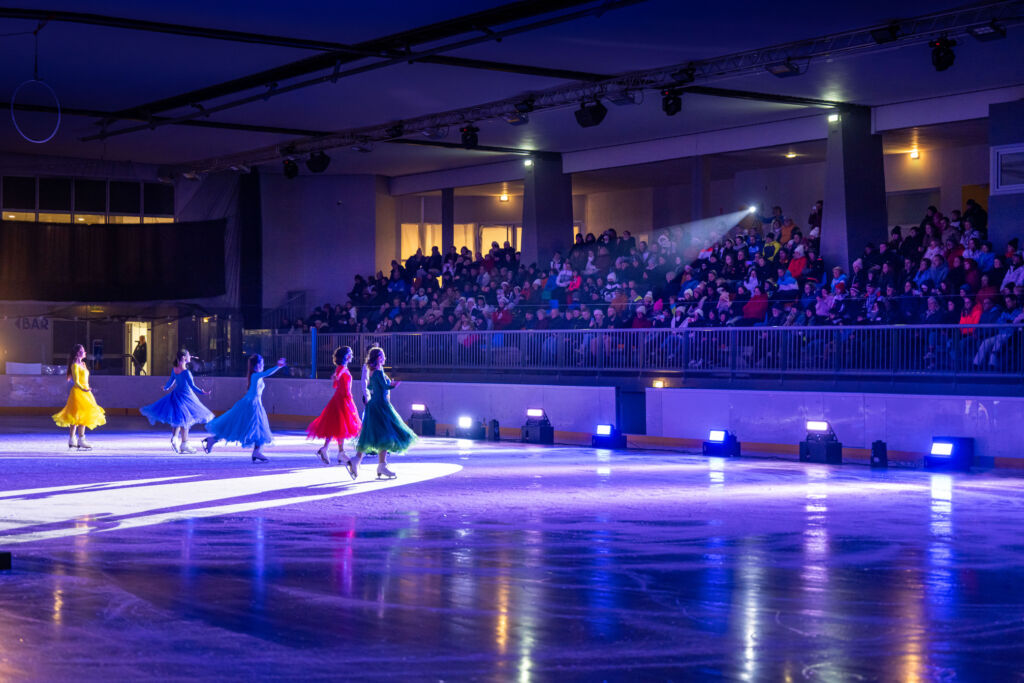 spectacle patinoire Orcières ©Gilles Baron