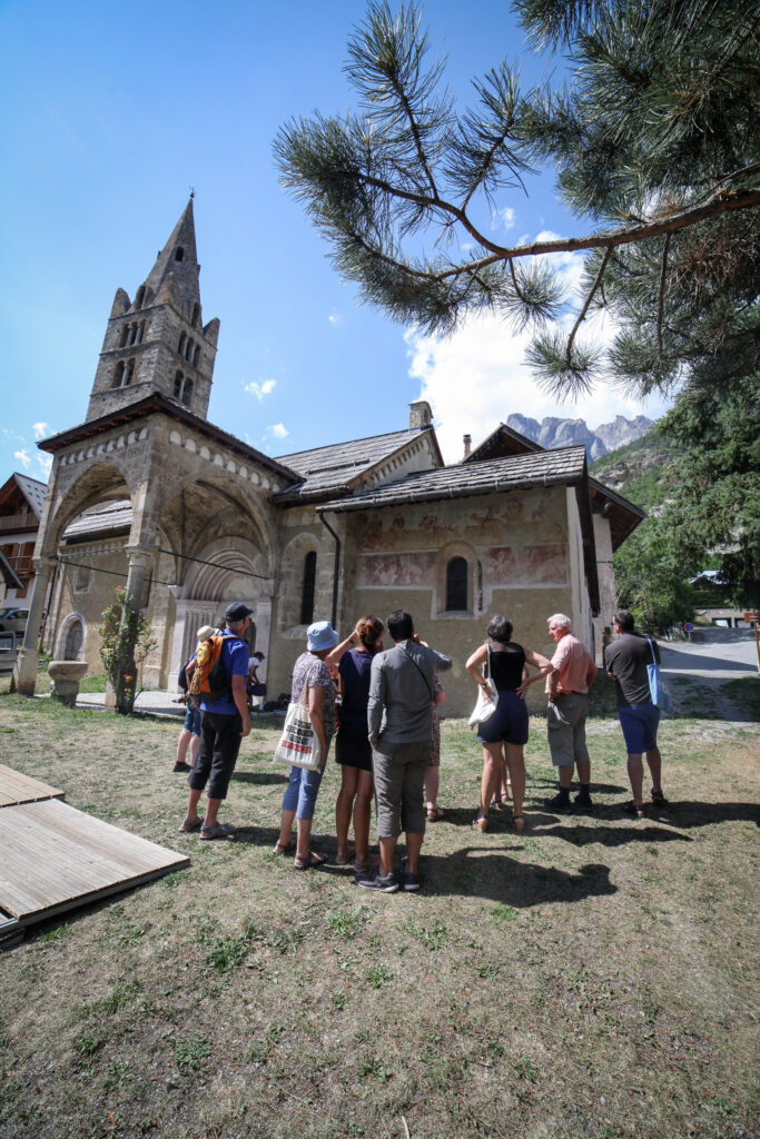 Visite ludique de l'Eglise des Vigneaux ©Marie Lachaud