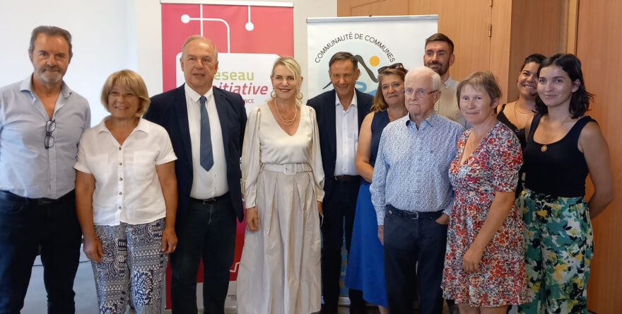 Inauguration Antenne Embrun – Réseau Initiative Alpes Provence Inauguration Antenne Embrun - Réseau Initiative Alpes Provence