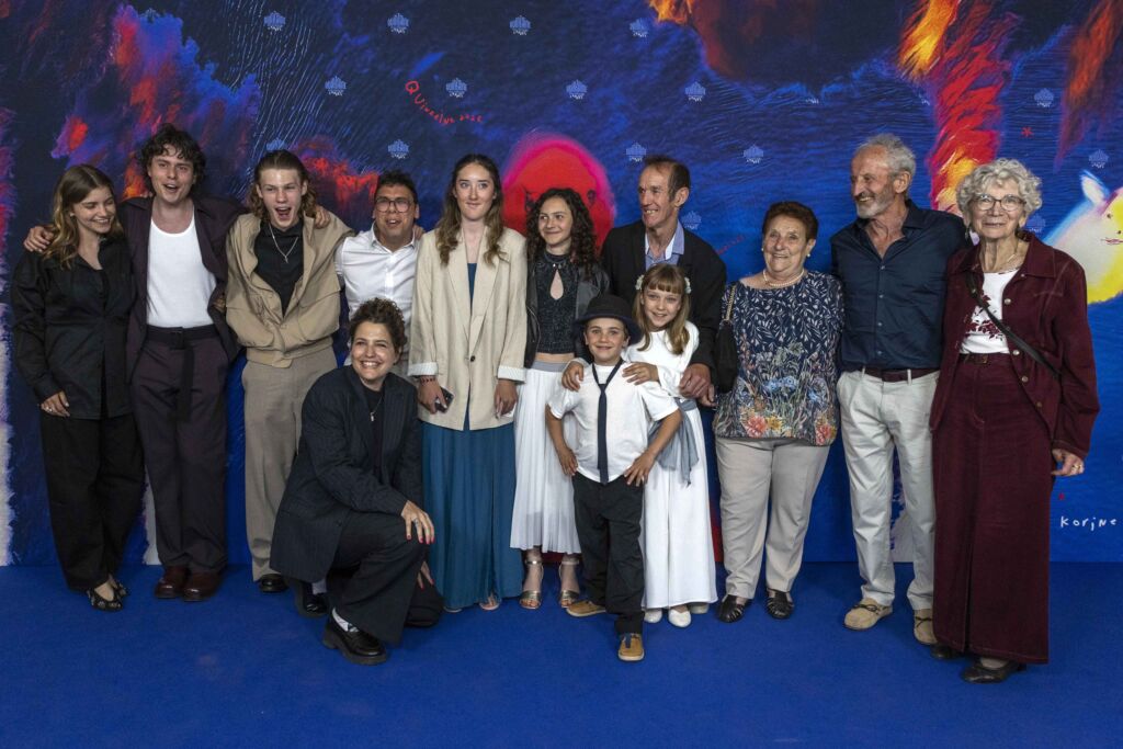 Lengloutie equipe film (© Patrick DOMEYNE_ADDET05)