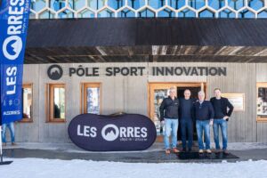 Xavier Corne, directeur de la station, entouré de l'équipe Europe de Ski Data, leader mondial de la gestion d'accès pour les personnes et les véhicules ©OT Les Orres