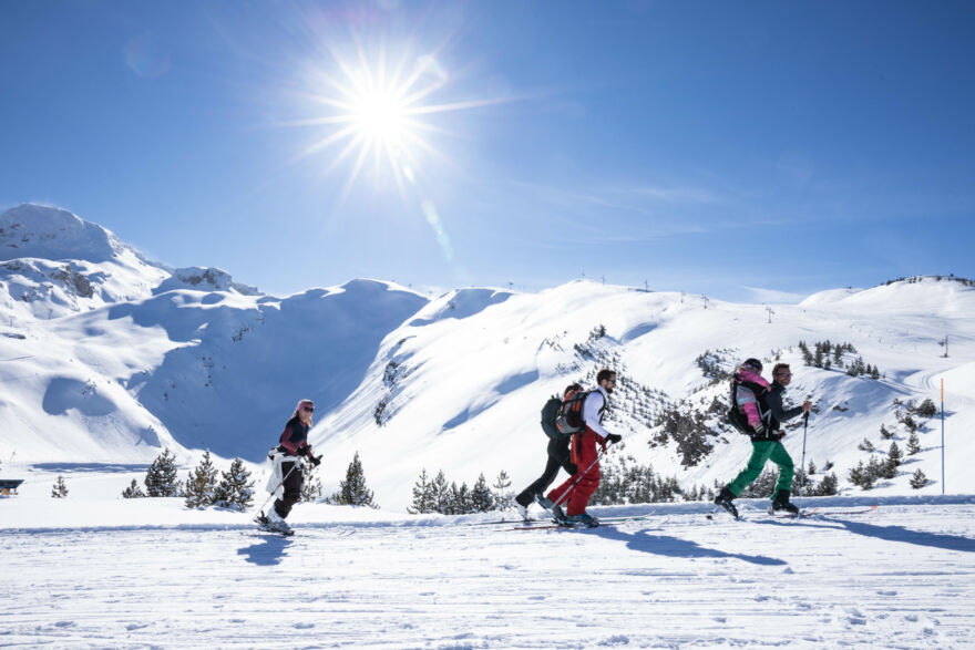 Ski de randonnée_tracés balisés sur le domaine skiable_©OT Le Dévoluy