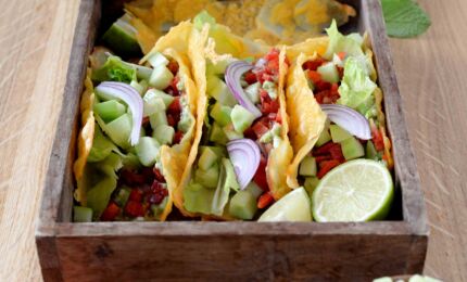 Tacos de pommes de terre, féta, avocat et crudité - Sauce mexicaine 2