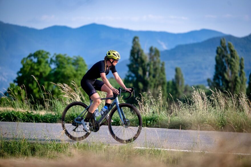 vélo route sur GTV 2Rémi Fabrègue-agence Kros